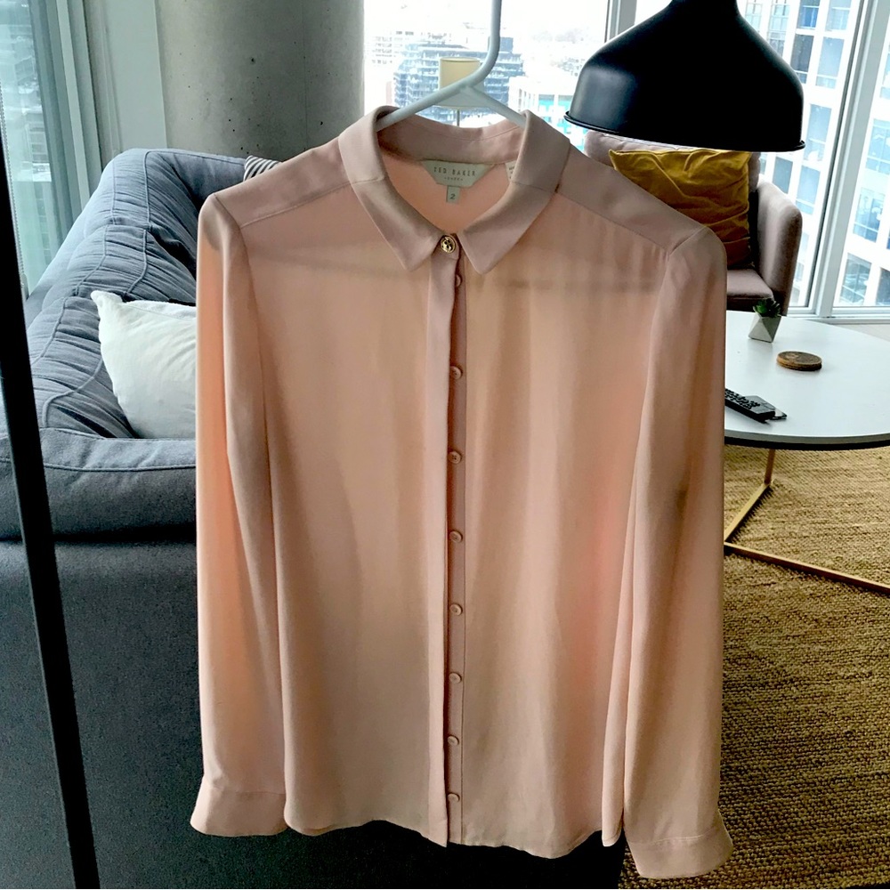 Gorgeous light pink Ted Baker silk blouse.